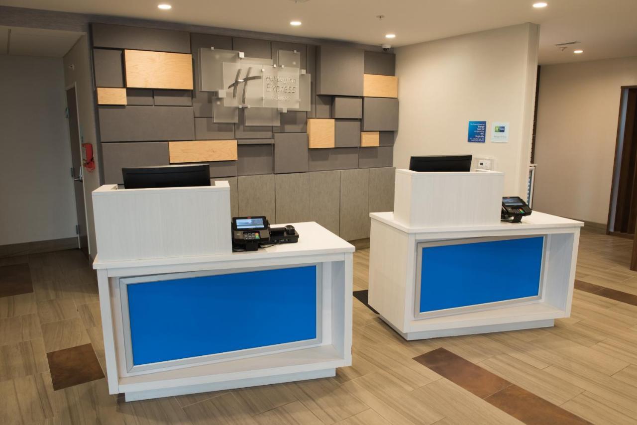 Holiday Inn Express & Suites - Louisville N - Jeffersonville By Ihg Dış mekan fotoğraf