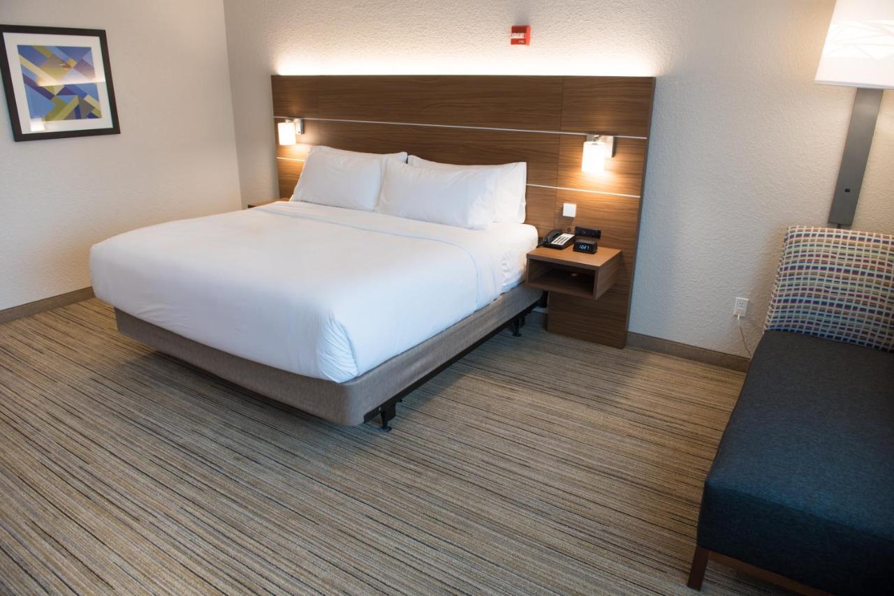 Holiday Inn Express & Suites - Louisville N - Jeffersonville By Ihg Dış mekan fotoğraf